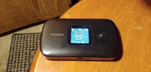 AT&T K779HSDL Wireless Wi-Fi Hotspot Modem - Image 2 of 4