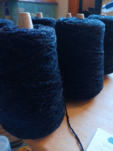 3.5lbs+ Black Acrylic Chenille 4 Medium Yarn. On 6cones - Picture 2 of 4