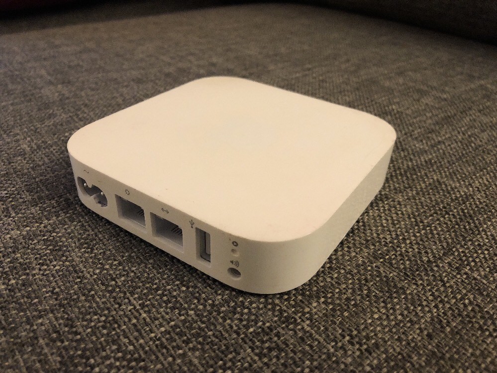 APPLE AIRPORT EXPRESS A1392: WIRELESS 802.11n Wi-Fi ROUTER