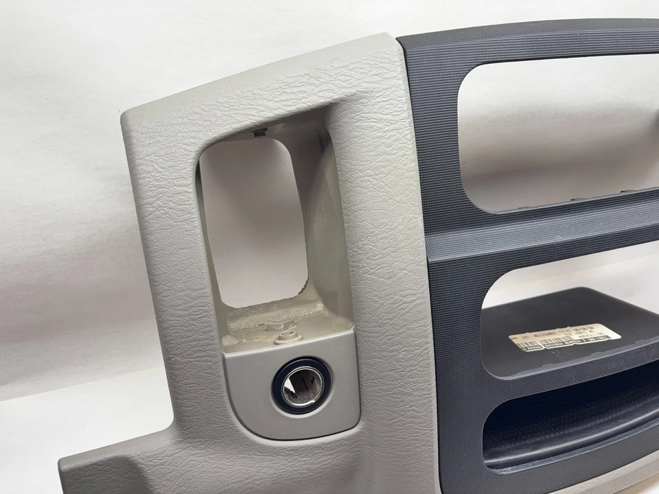 Radio Bisel, 2002-2005 Ram 1500, 2003-2005 Ram 2500 3500, Taupe Foto 2 de 4