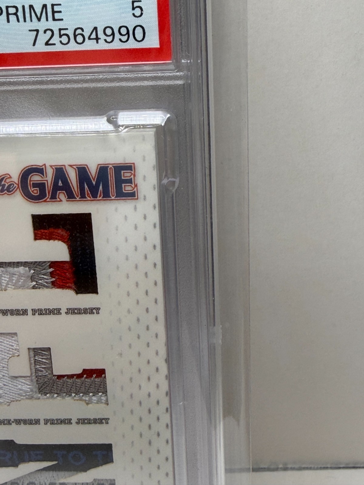2007 Leaf Certified Tom Brady Fabric of the Game NFL Die Cut Prime Patch /25 view 2