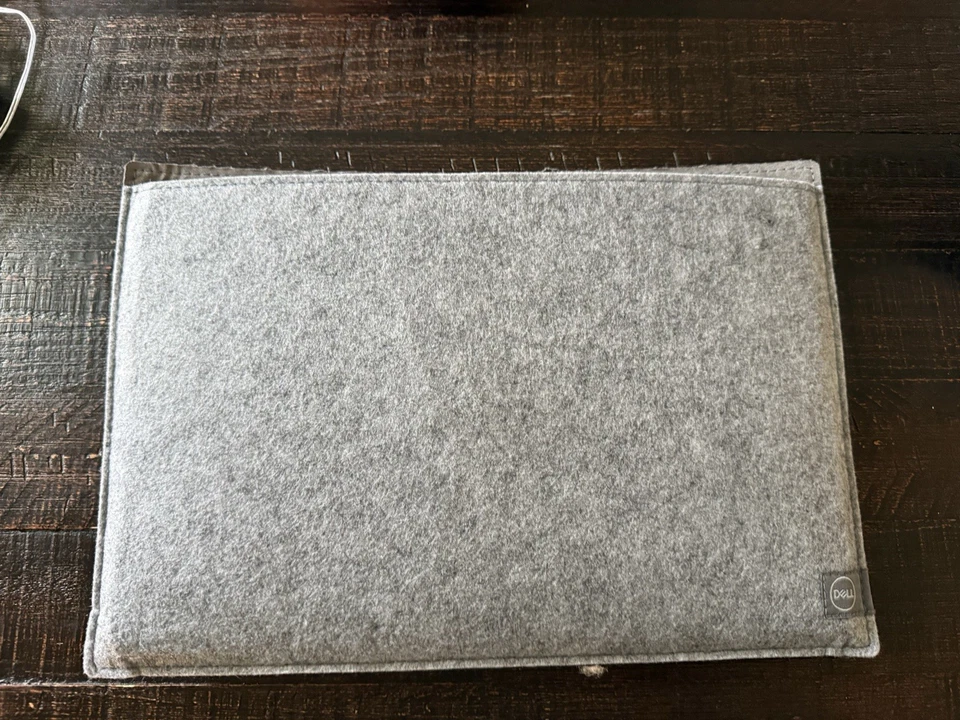 Dell P1424H 14'' 1080p FHD IPS LCD Portable Monitor - Image 3 of 3