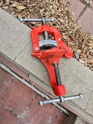 Genuine Ridgid No 39 Portable Pipe Vise 1/8'' to 2-1/2'' Clamp On Works Great NICE