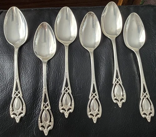 6  Antique 1908  Sterling Silver Monticello by Lunt Teaspoons
