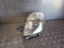 Feu avant (phare) Toyota YARIS II