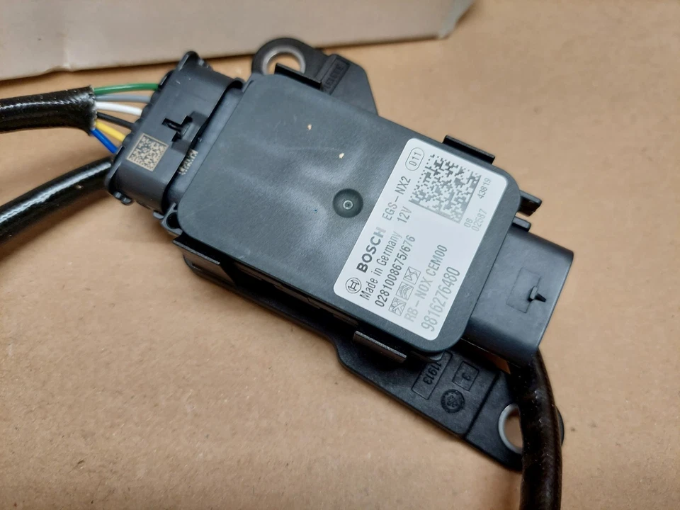 Peugeot NOX Oxygen Sensor 1.5 9816276480 Citroen Vauxhall Genuine - Image 4 of 4