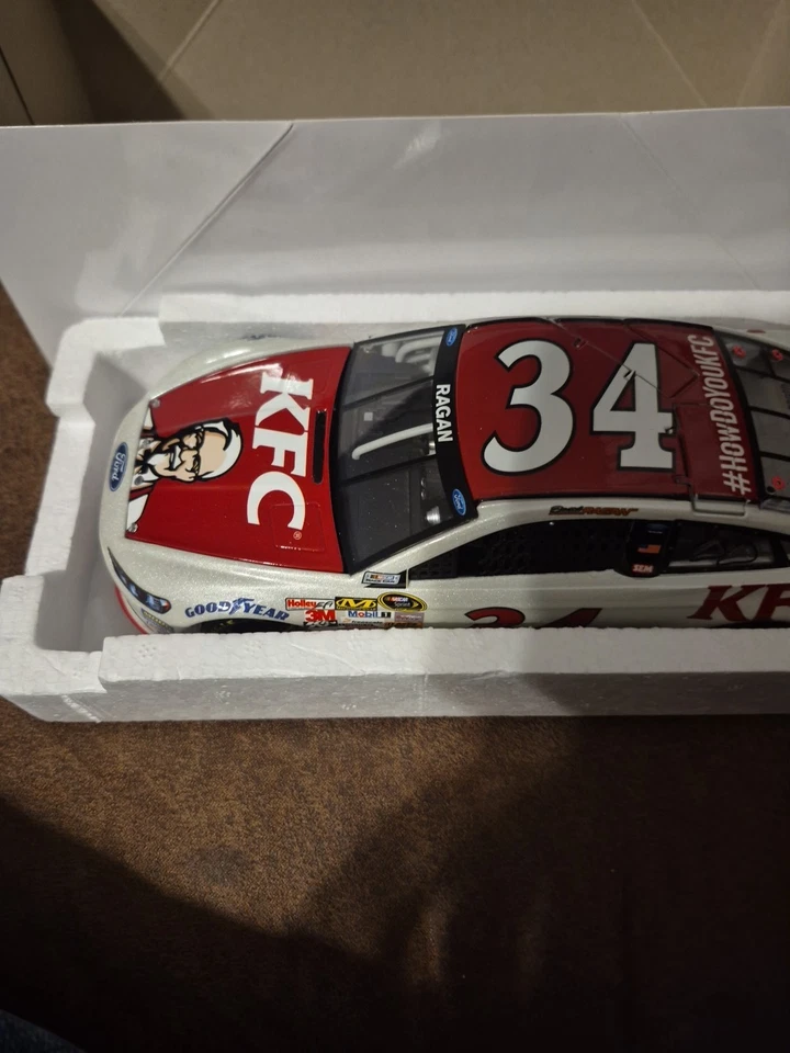 David Ragan  LIQUID Color  #34 KFC 1 of 36 Made - Image 4 of 4