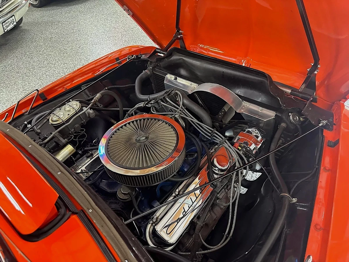 425 cubic-inch Cadillac V-8 engine