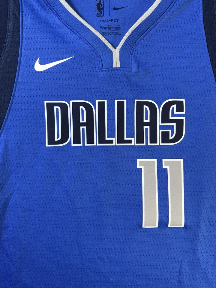 Camiseta deportiva juvenil Dallas Mavericks Kyrie Irving Nike azul Swingman talla XL NUEVA SIN ETIQUETAS Foto 2 de 4
