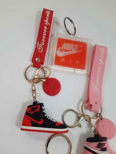 Vtg Nike Shoe Keychain Lot 4 Total Rubber Tennis Shoe Keychains - Picture 4 of 7