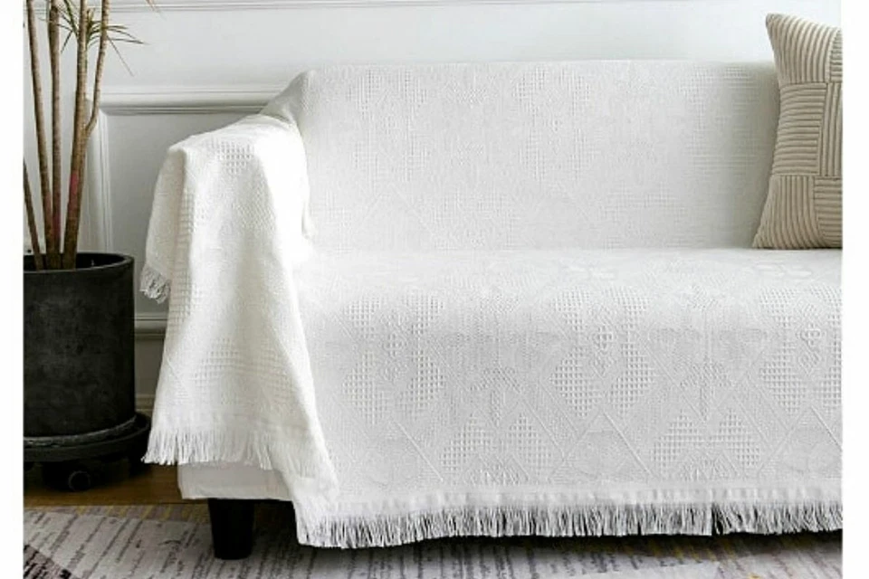 Premium Nordic White Throw Blanket | Diamond Woven Pattern| Luxurious Sofa Cover - Image 4 of 4