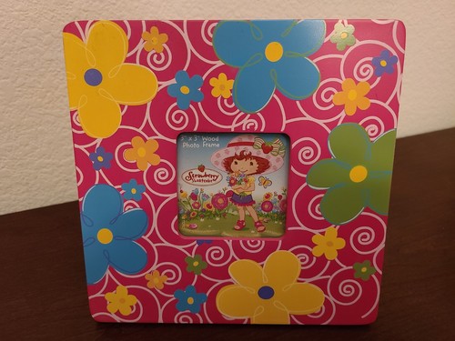 Strawberry Shortcake 3"x3" Decorative Floral Wood Photo Frame Flowers & Swirls - Picture 2 of 10
