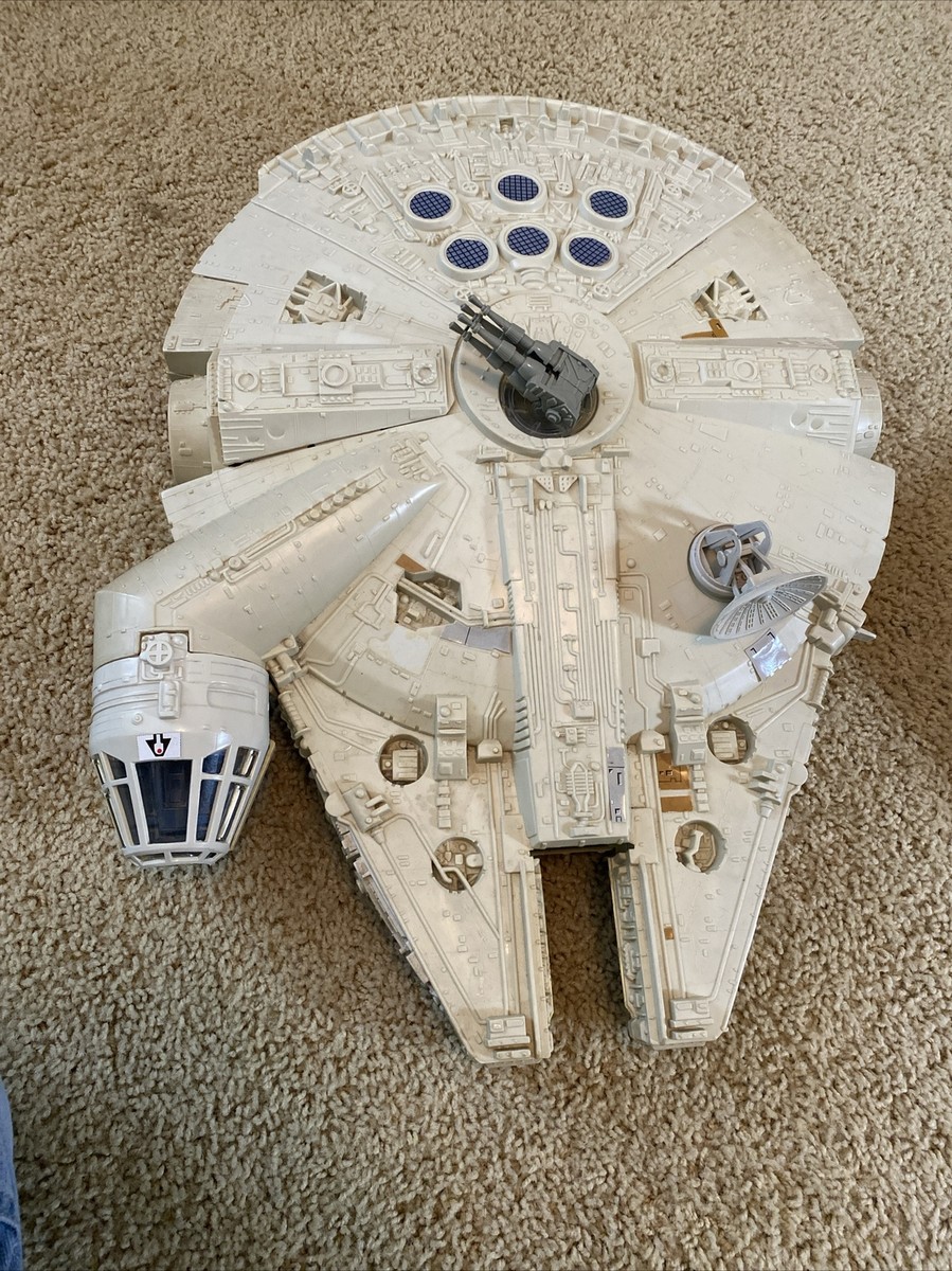 Vintage Star Wars Millenium Falcon Kenner 1980, working