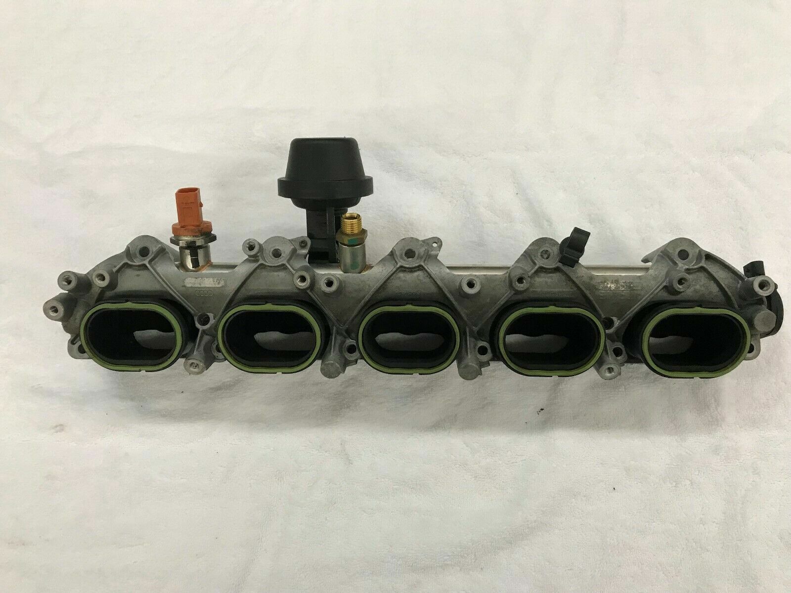 LAMBORGHINI GALLARDO LP570 LOWER RIGHT INTAKE MANIFOLD COMPLETE OEM 07L133110AE