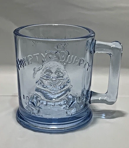 VINTAGE BLUE DEPRESSION GLASS - MUG/CUP-NURSEY RHYME HUMPTY DUMPTY/TOM TOM - 3D