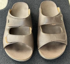 SAS Encore Adjustable Comfort Slide Brown Sandal Mens Size 7W, Womens Size 8W