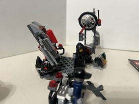 Lego 70801 The Lego Movie: Melting Room - Complete with Minifigures