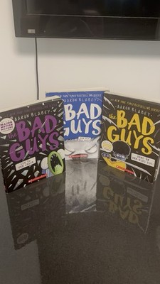 The Bad Guys by Aaron Blabey Scholastic Paperback Bee-hind You!, Big Bad Wolf