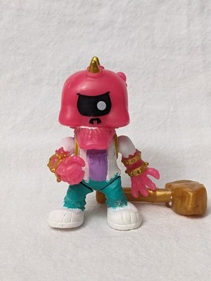 Moose Treasure X Alien Figure Pirate Gold Dragon Pink