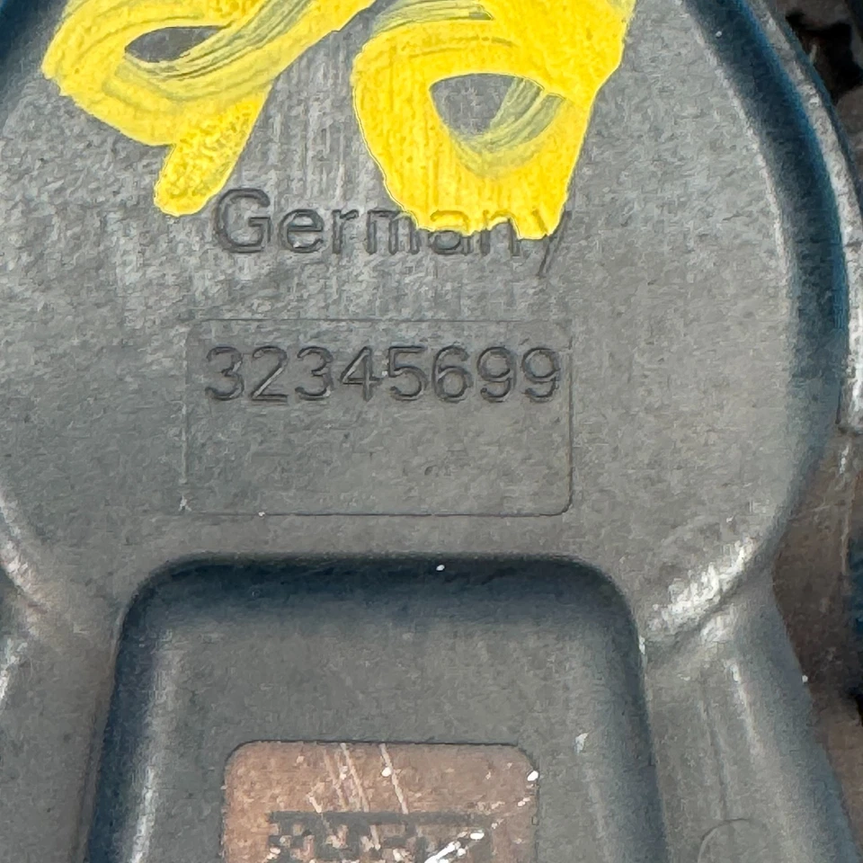 Pinza de freno trasero derecho pasajero BMW 650i xDrive 2012-2017 OEM 32345699 Foto 2 de 4