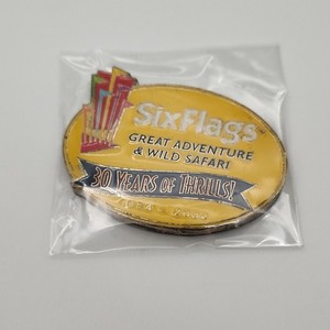 RARE Six Flags Great Adventure & Wild Safari 30 Years of Thrills Pin 2004