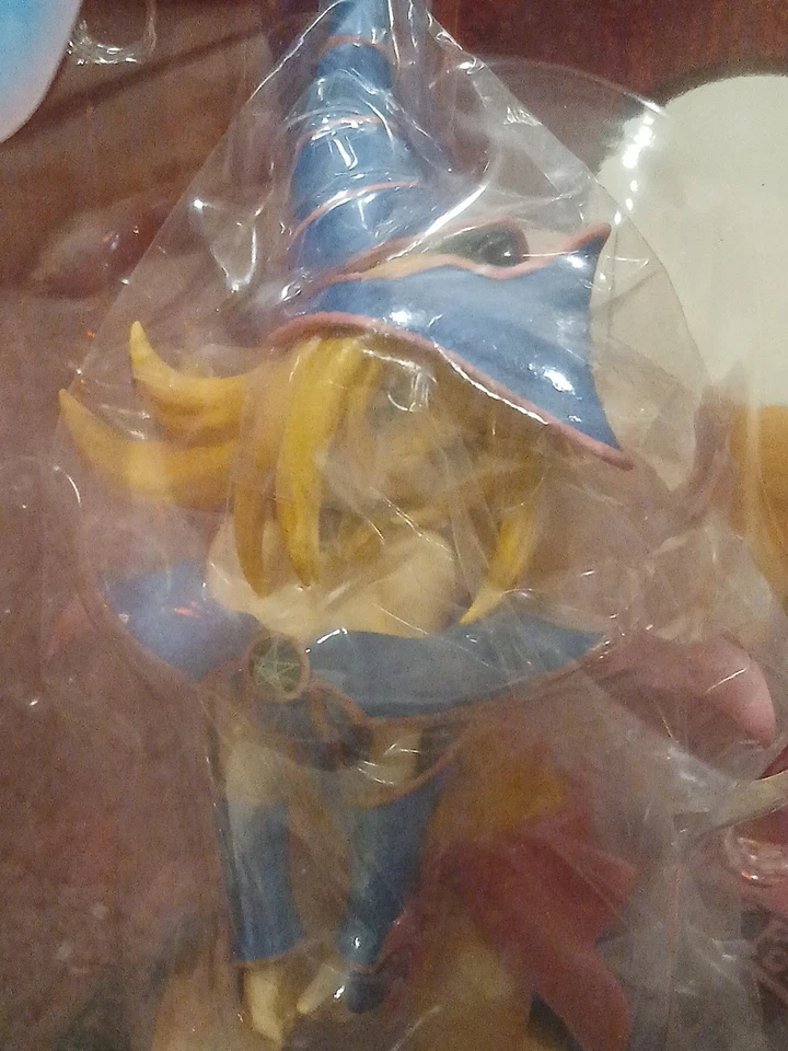 Kotobukiya Yu-Gi-Oh! Duel Monsters PVC Chica Maga Oscura 1/7 Foto 2 de 4