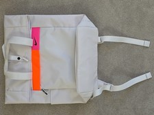 Nike Unisex's Radiate GFX Sunrise Backpack, with Water-Resistant Material,Pink