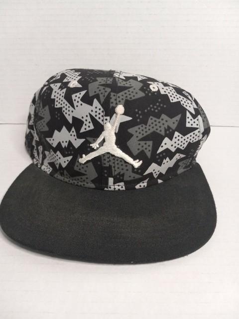 Nike Air Jordan Jumpman Boys Black Red 