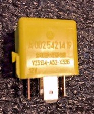Mercedes-Benz Relay A 002 542 14 19 Siemens V23134-A52-X335 Smart A0025421419