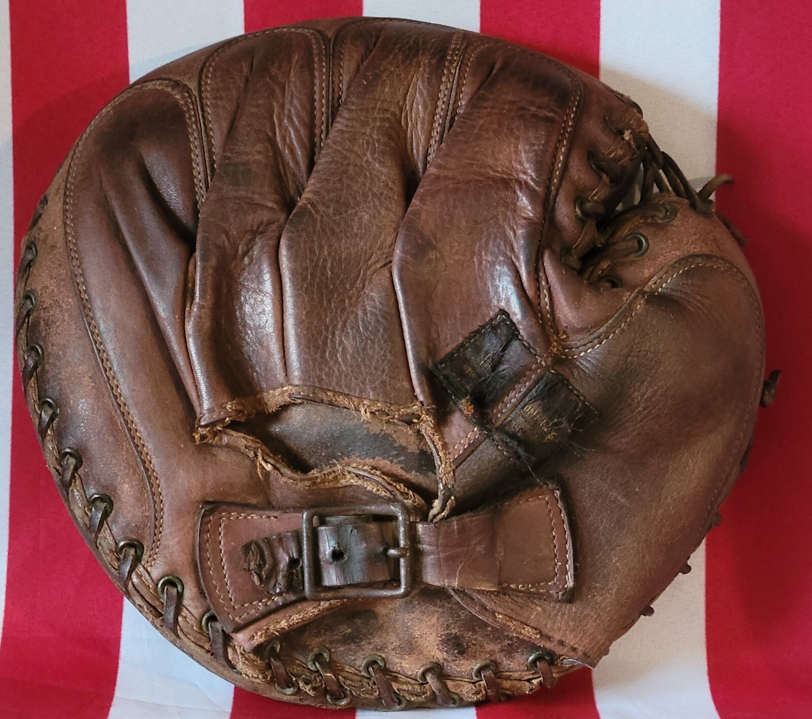 Vintage Leather Baseball Glove Catchers Mitt Buckle eBay