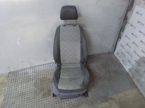 Volkswagen Caddy 2014 Fahrersitz VIR19783