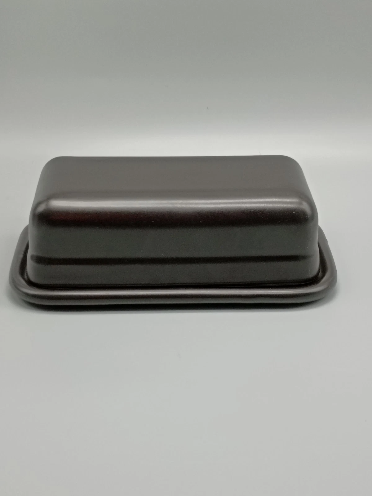Emile Henry Black Butter Dish Vintage
Opens in a new window or tab