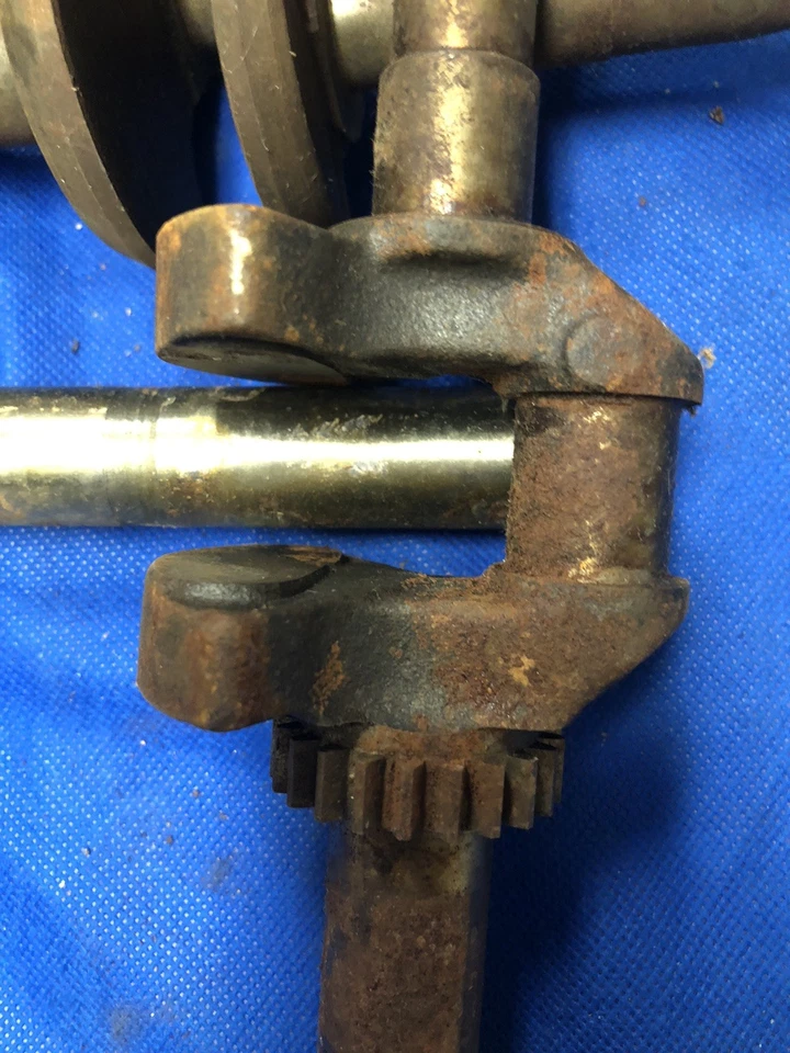 4 cigüeñal(es) CLINTON los 4 necesitan un poco de TLC Foto 3 de 4