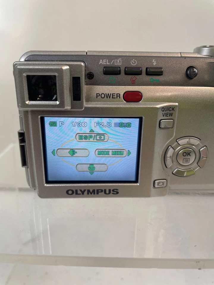 Olympus Digital Camera C-760 Ultra Zoom 3.2MP Silver Tested With Battery / Card - Image 3 of 4