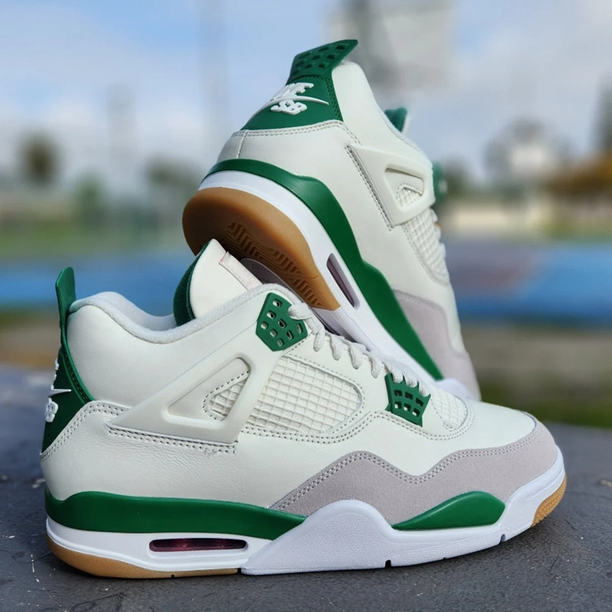 Jordan 4 Retro SP Pine Green for Sale - Authenticity Guaranteed - eBay