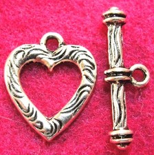 10Sets Tibetan Silver Etched HEART Toggle Clasps Connector Jewelry Finding C361