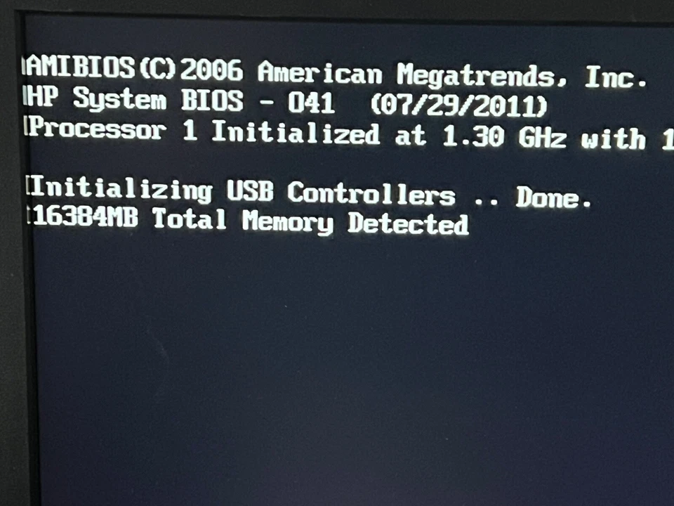 HP ProLiant Micro Server 4-Bay 1.3GHz CPU 16GB RAM HSTNS-5151 *** No Hard Drives - Image 2 of 4