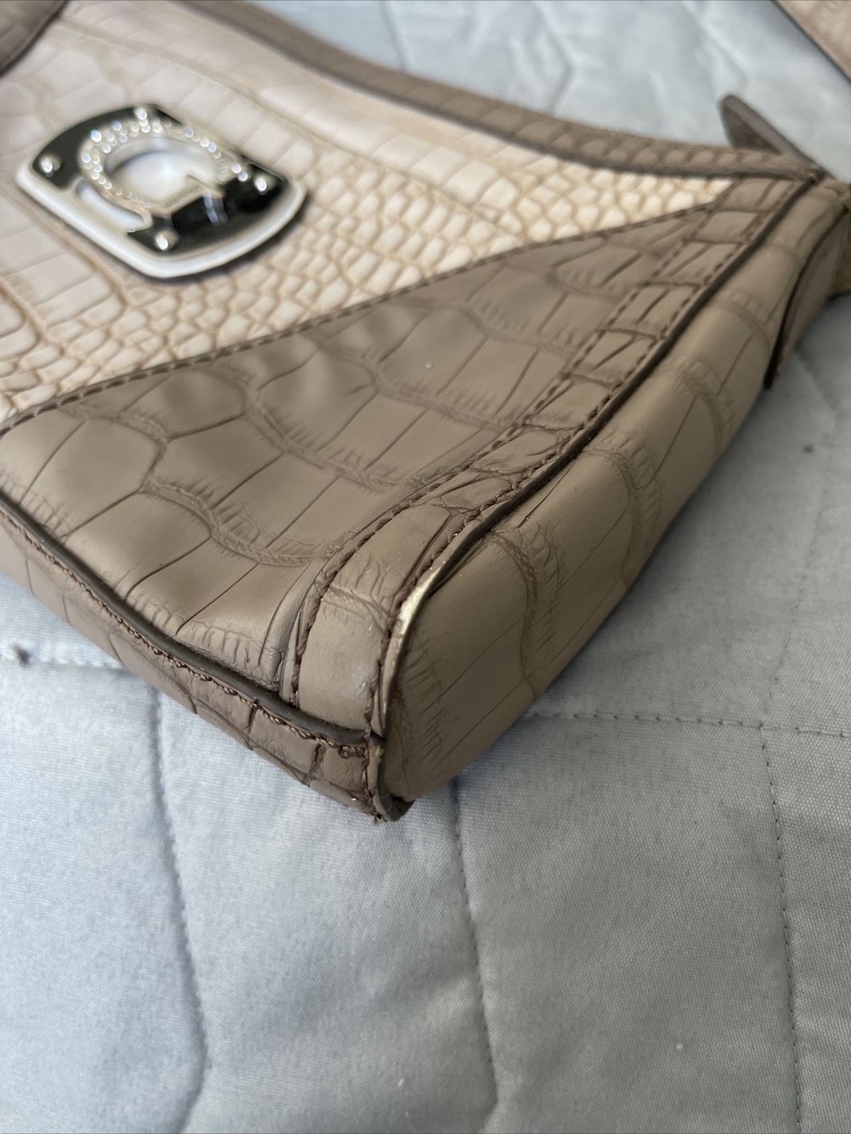 Guess Alligator Crocodile Pattern Adjustable Cros… - image 9