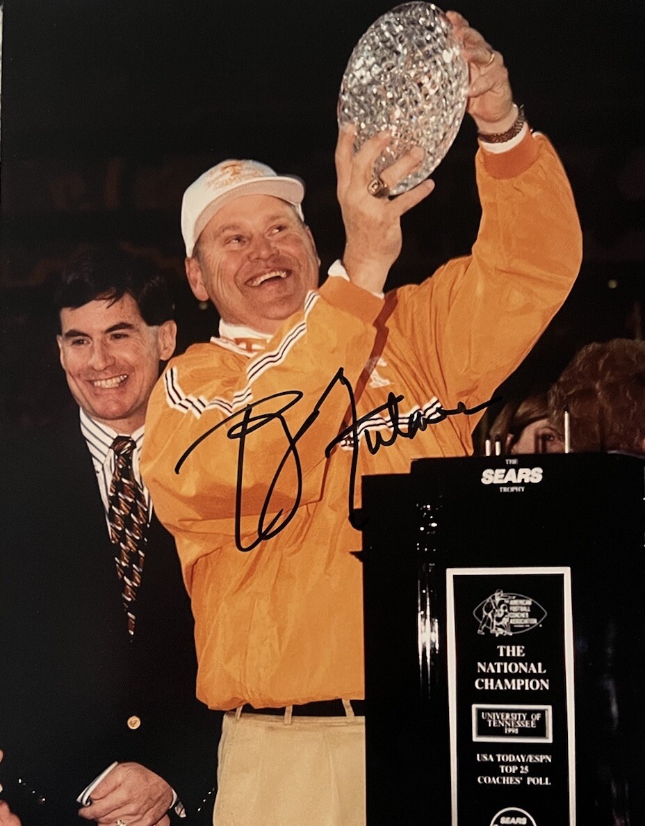 PHILLIP FULMER SIGNED 8x10 PHOTO TENNESSEE VOLS FOOTBALL COACH
