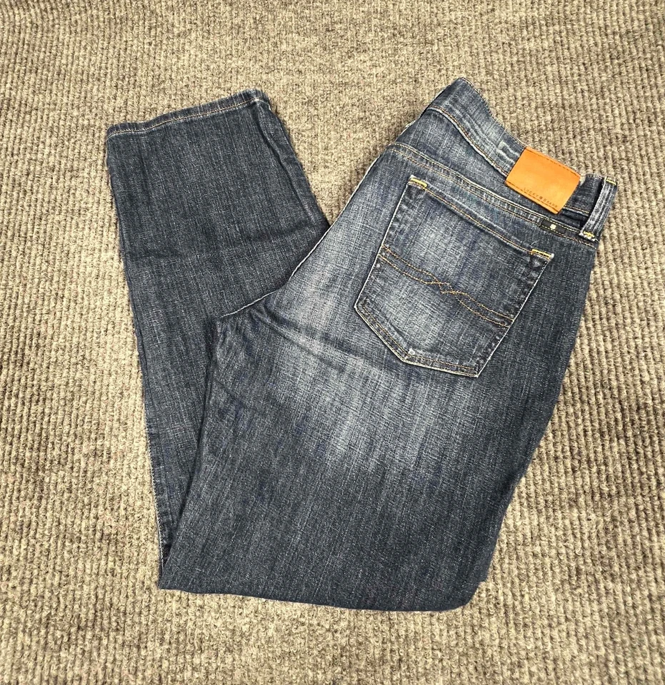 Pantalones de mezclilla Lucky Brand para mujer 12/31 azul dulce corto tiro medio 34x27 pierna recta Foto 4 de 4