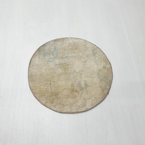 small round rug , mini circular handmade carpet , 23x23 inch , boho rug pad - Picture 9 of 9