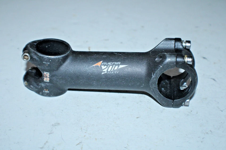 Vástago sin rosca Avenia 200 Series 1/8" negro 110 mm 10º elevación 31,8 mm remitente EE. UU. Foto 2 de 4