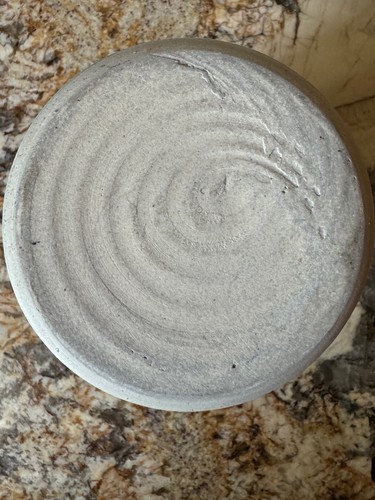 Studio Art Pottery French Butter Keeper sin firmar 4-1/8" de alto x 4,5" de ancho - Imagen 8 de 8