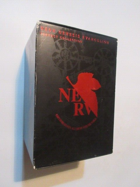NEON GENESIS EVANGELION DVD-BOX　復刻版 Amazon.co.jp: NEON GENESIS EVANGELION