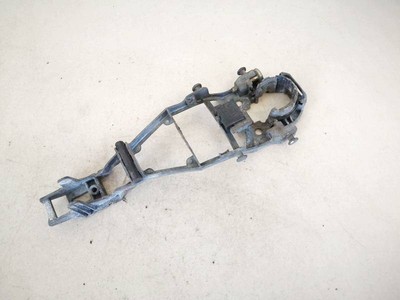 Volkswagen Golf V 2005 Front Door Exterior Handle Bracket 