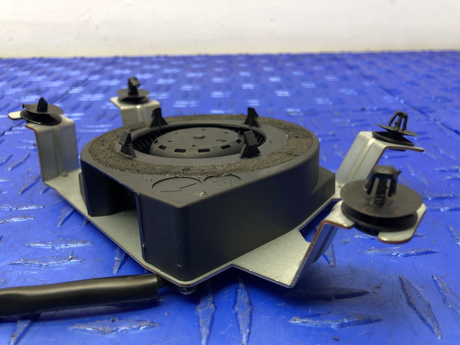 2013-2021 MASERATI QUATTROPORTE FRONT RIGHT LOWER SEAT CUSHION BLOWER MOTOR FAN