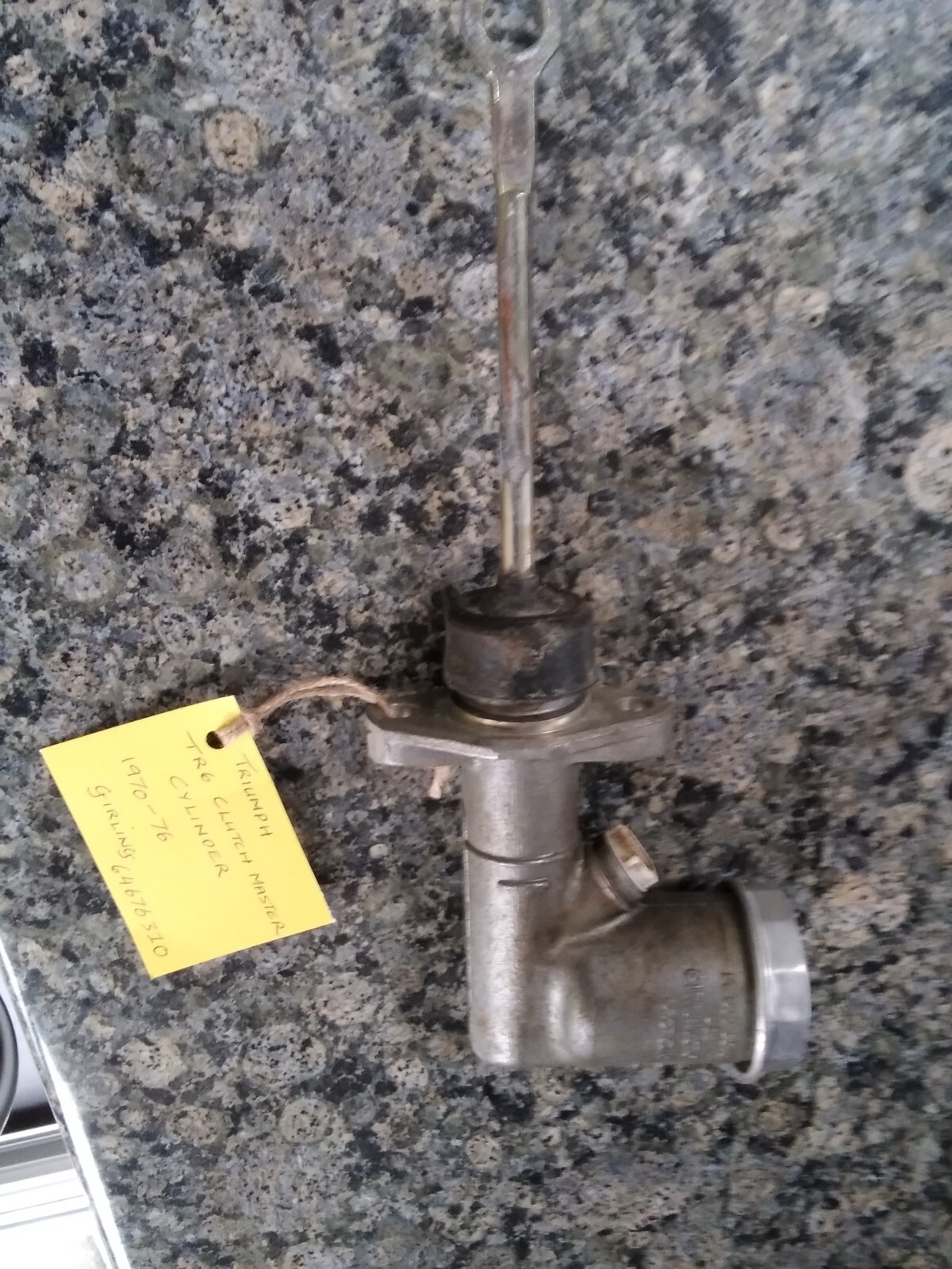 Girling .70 Clutch.Master cylinder.TR6.197076.NOS.64676310 eBay