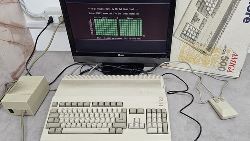 Commodore Amiga 500 con Scatola Espansione A 501 - Foto 6 di 24