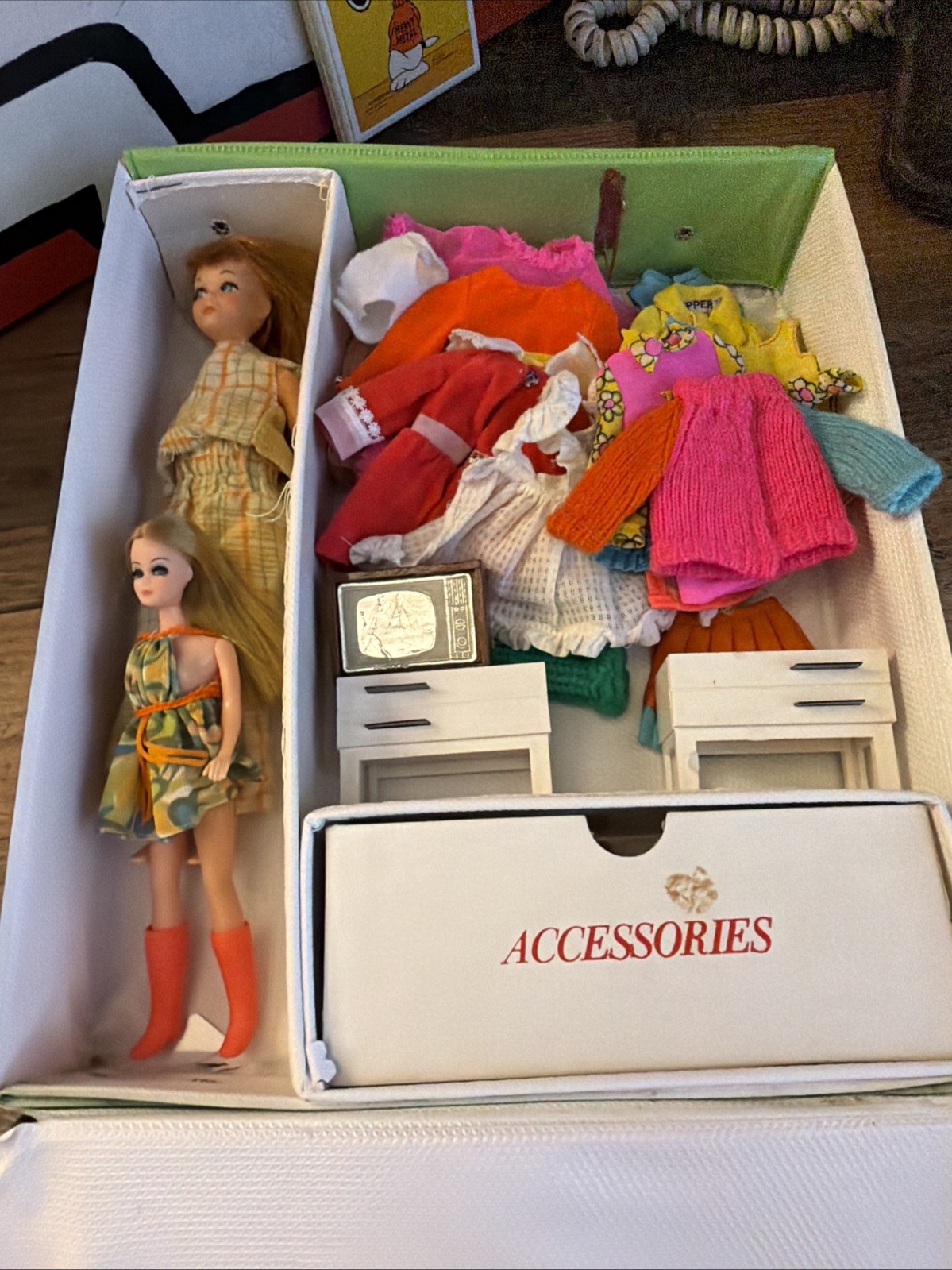 Vintage Lot Of 60s & 70s Mattel Barbie And topper dawn Dolls And Accessories