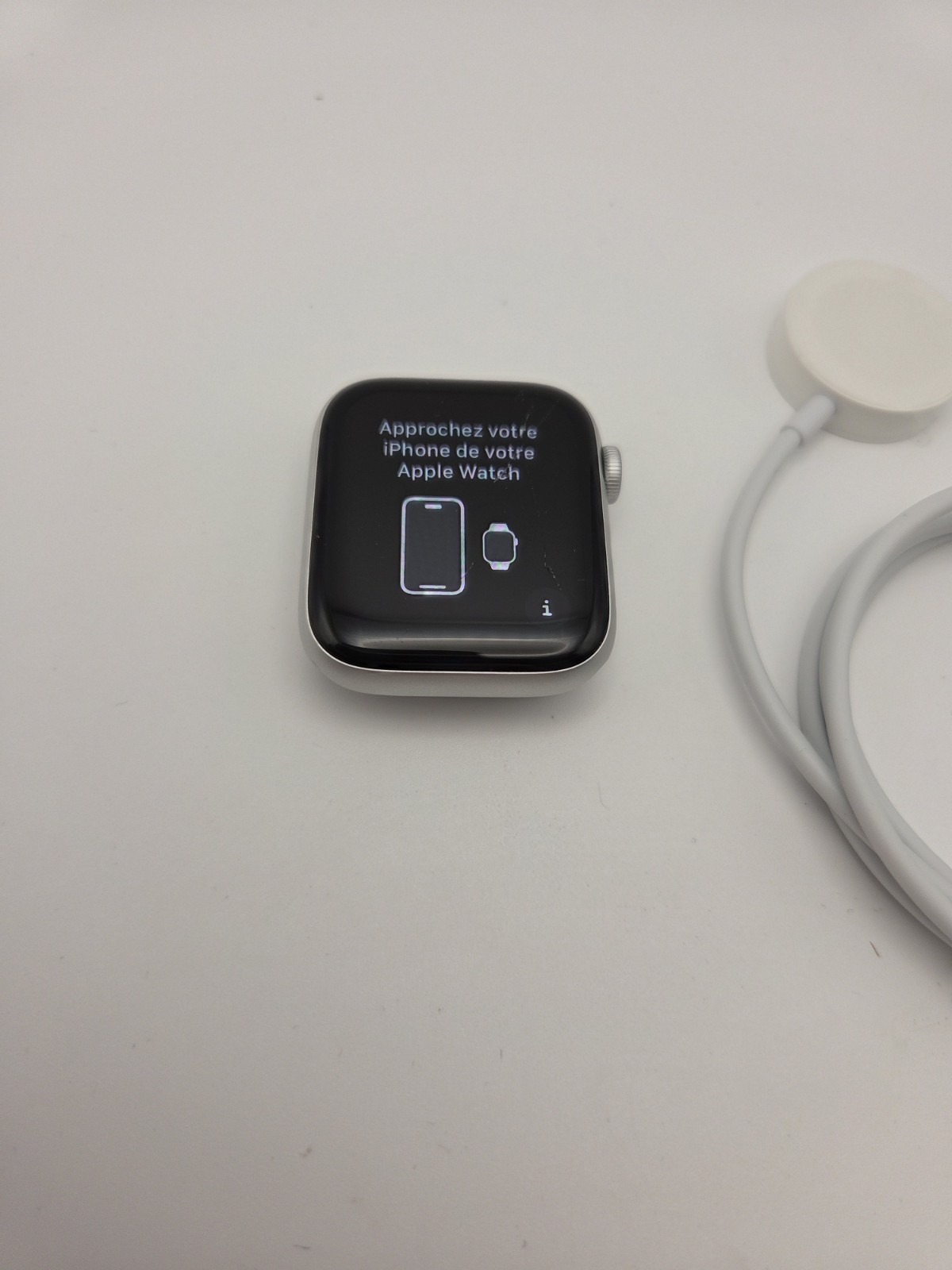Apple Watch Series SE 2nd Gen-Aluminium -44MM-Silver-100% Battery Health-C Grade